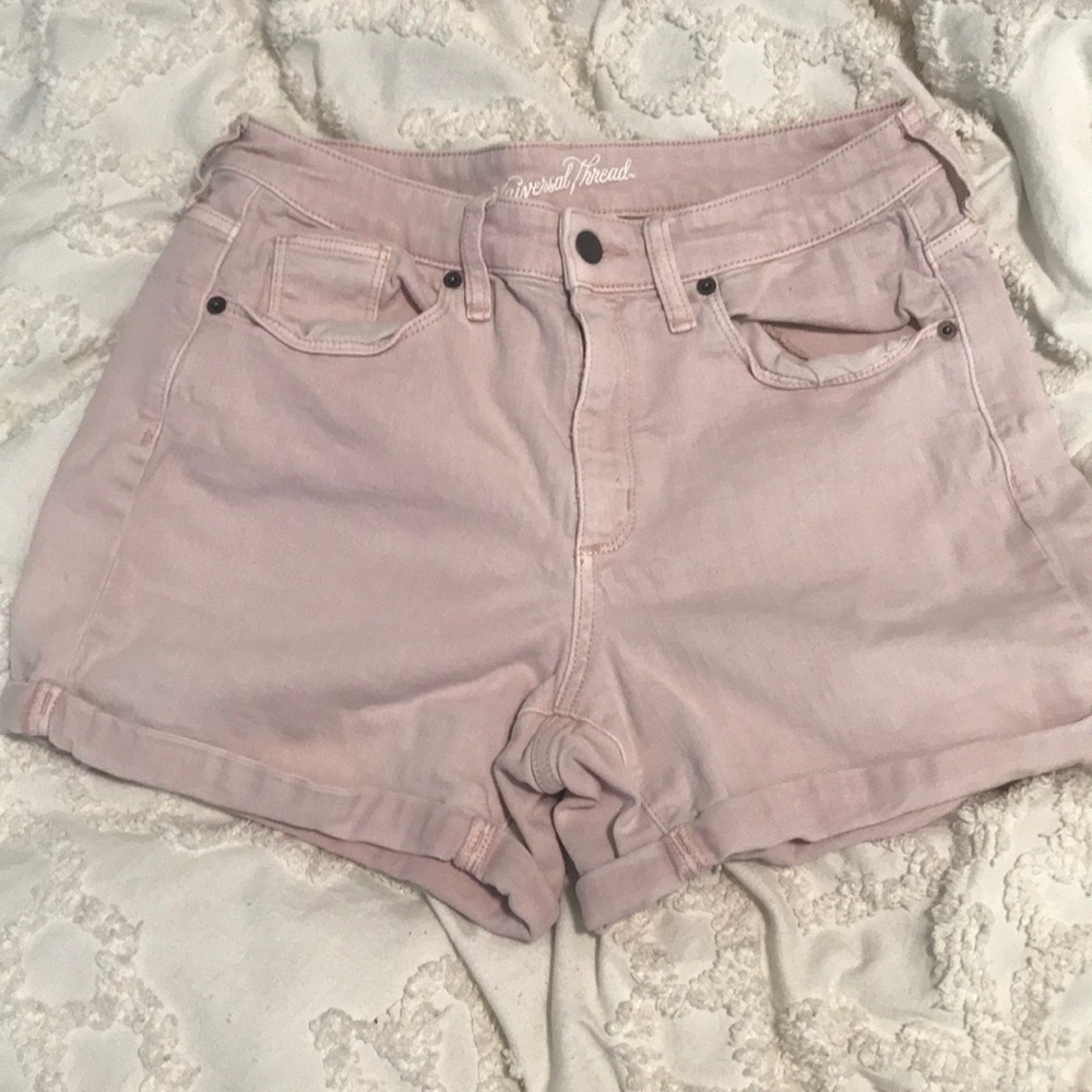 Universal Thread Shorts